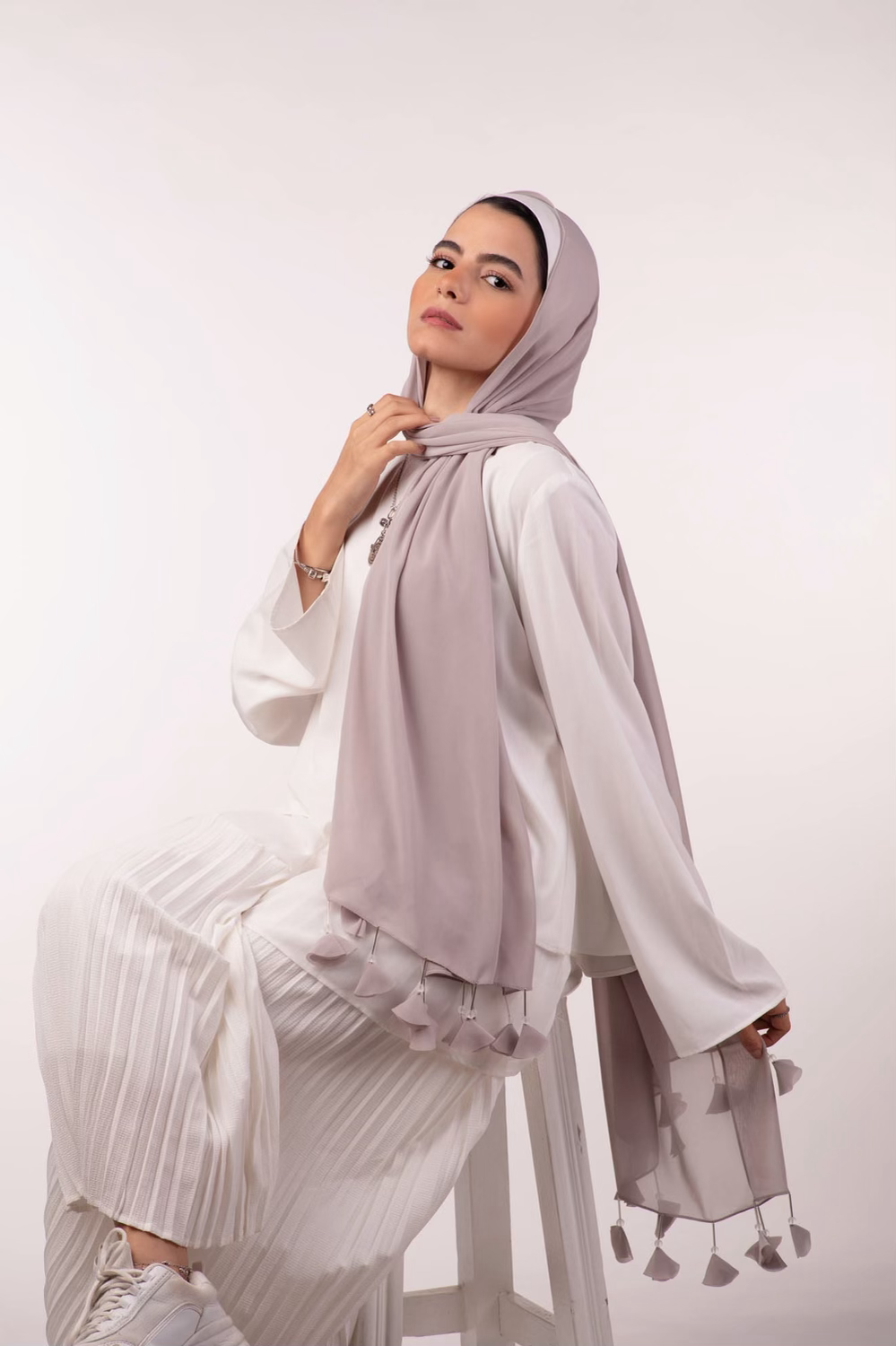 Tassel Wonders Taupe