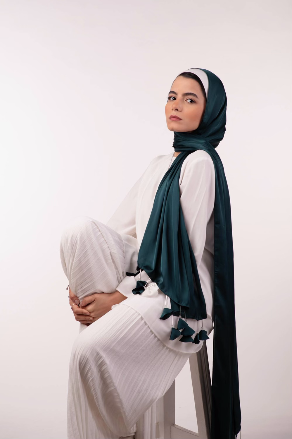 Tassel Wonders Satin Hunter Green