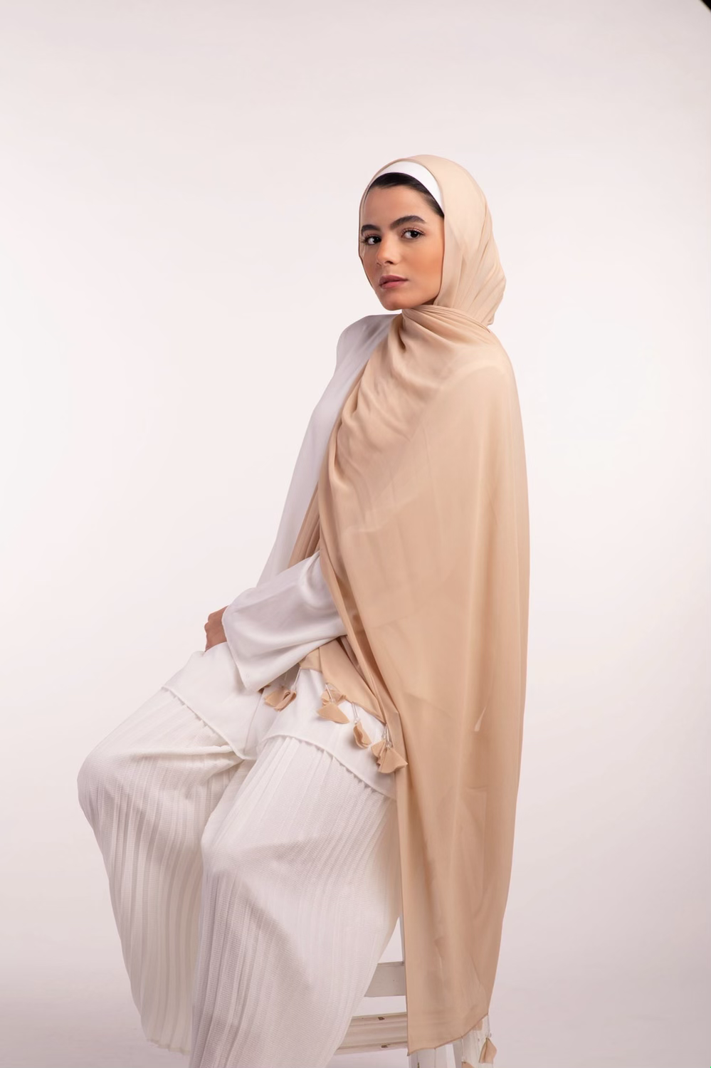 Tassel Wonders Beige