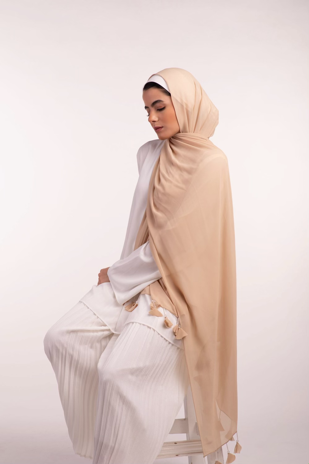 Tassel Wonders Beige