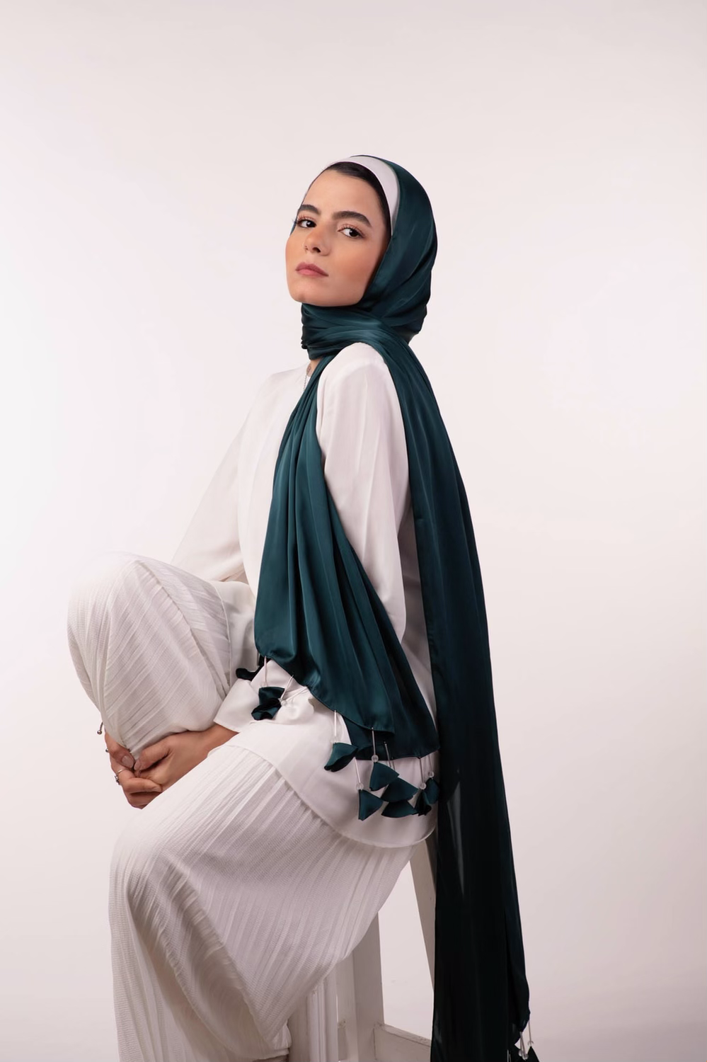 Tassel Wonders Satin Hunter Green