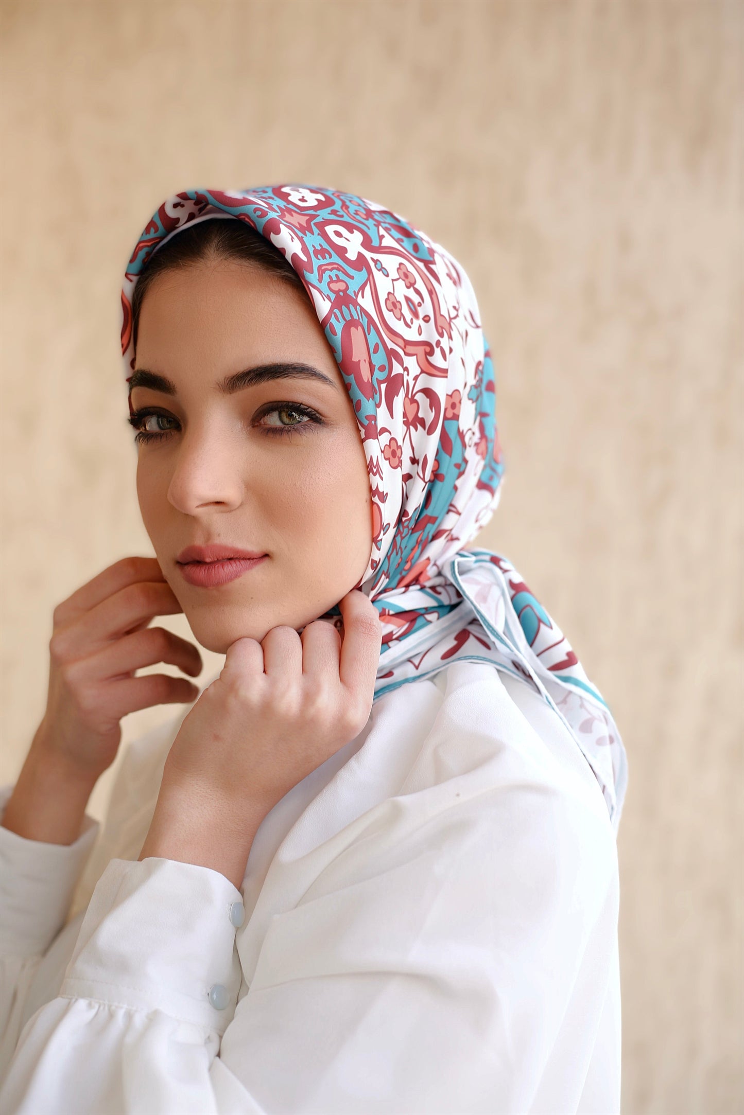 Cosmopolitan-Inspired Scarf by The Lace Garment - damascus ||