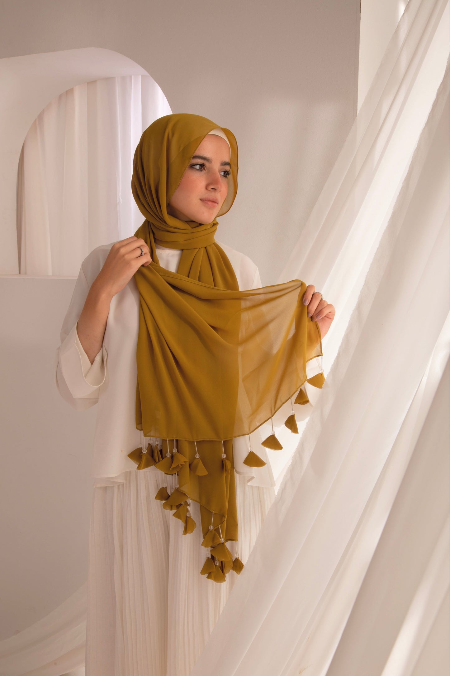 Tassel Wonders Chestnut